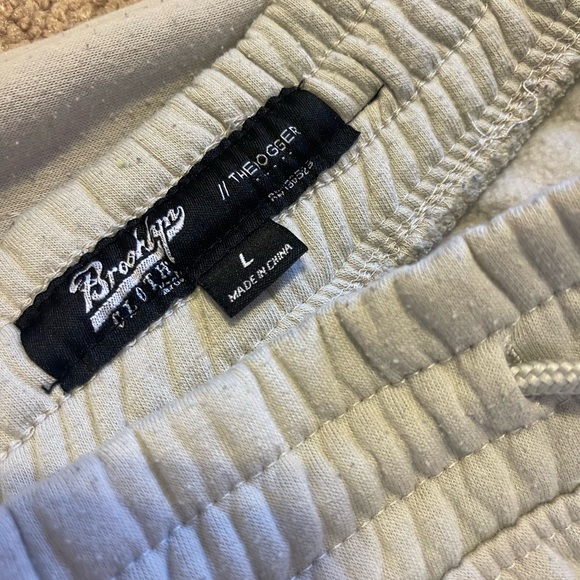 Sweatpants - Picture 3 of 3